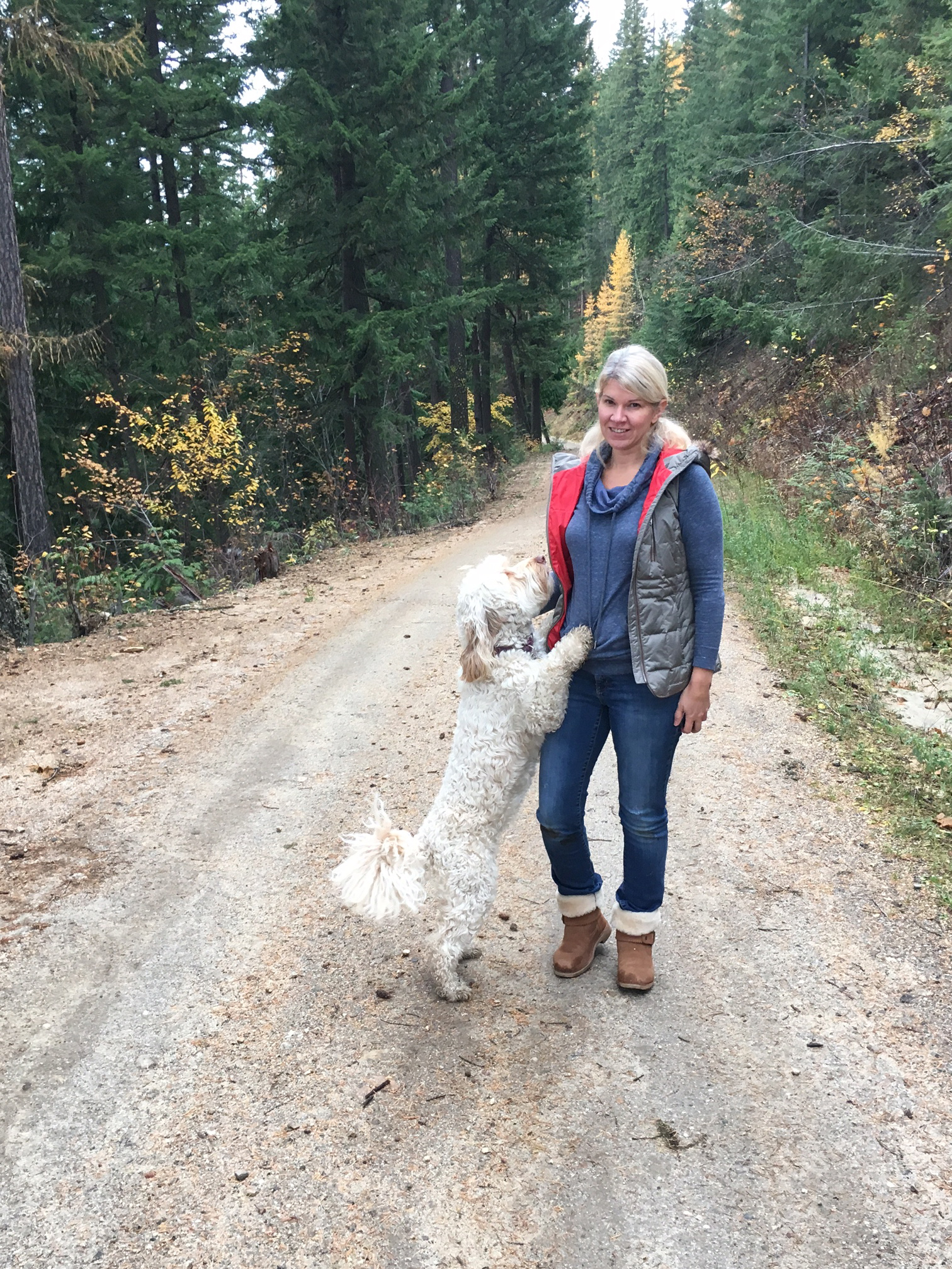 Ashlea Cummerford, owner of Rose Country Labradoodles